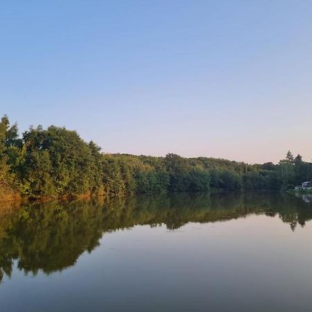 Camping De La Reuille Flere-la-Riviere Exterior foto